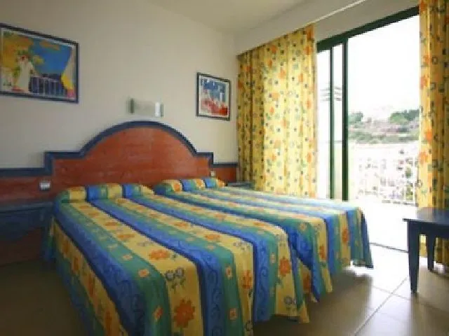 Cabau Cala Nova Apartamento Porto Rico